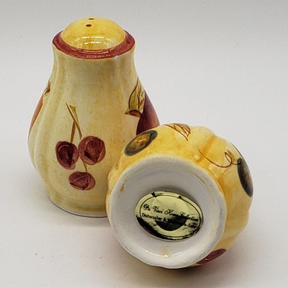 Yellow Red Variety Fruit Vintage Ceramic Salt & Pepper Shaker Set - Picture 4 of 11